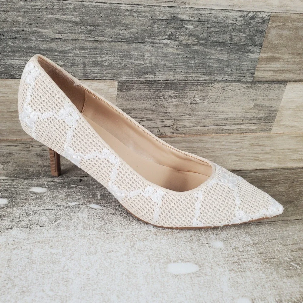 Nine West Alake Womens Pump Sz 8.5 Light Natural Slip On Pointed Toe Kitten Heel
